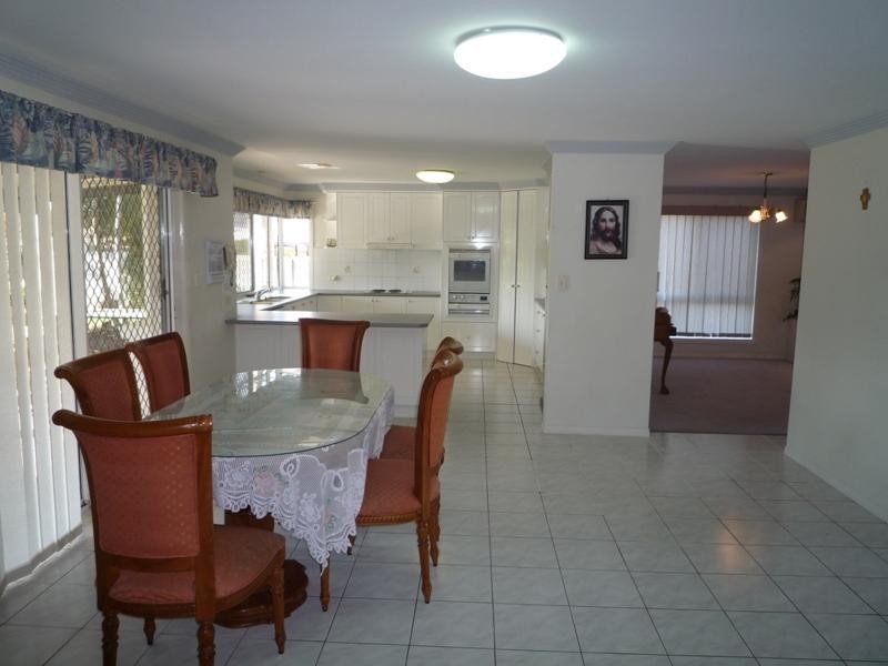 60 Falstaff Street, Sunnybank Hills QLD 4109