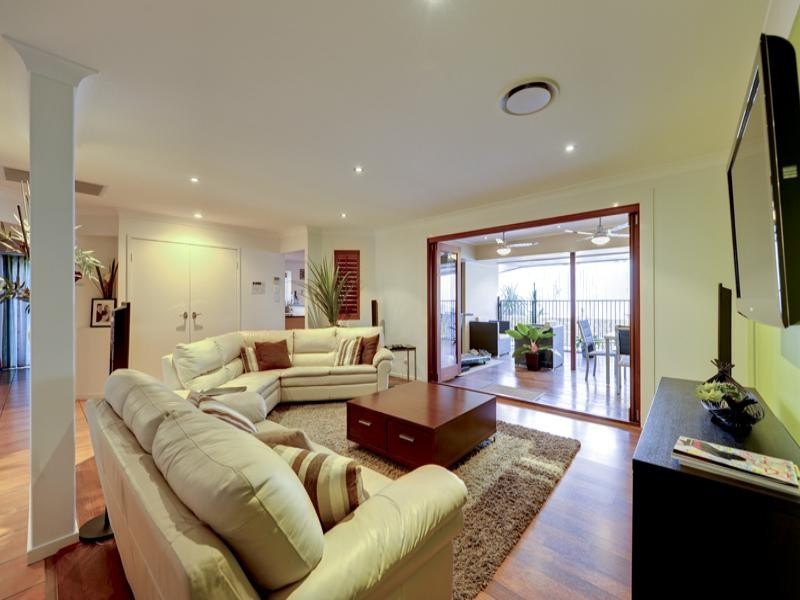 22 Lily Circuit, Kuraby QLD 4112