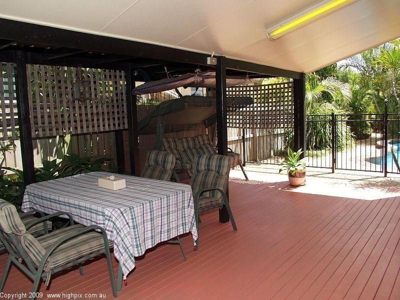 7 Brad Street, Eight Mile Plains QLD 4113