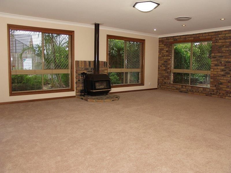 3 Geranium Court, Eight Mile Plains QLD 4113