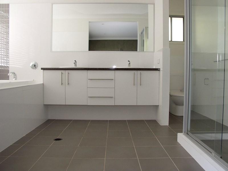 11 Rutherglen Crescent, Calamvale QLD 4116