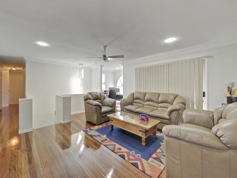 12 Tranquil Street, Sunnybank Hills QLD 4109