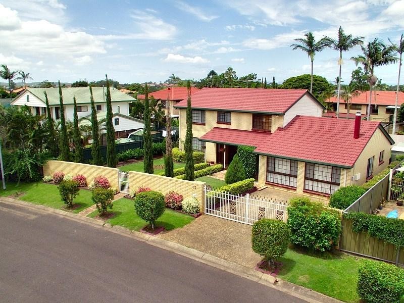 63 Oakleaf Street, Eight Mile Plains QLD 4113