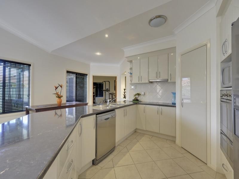 15 Lema Circuit, Kuraby QLD 4112