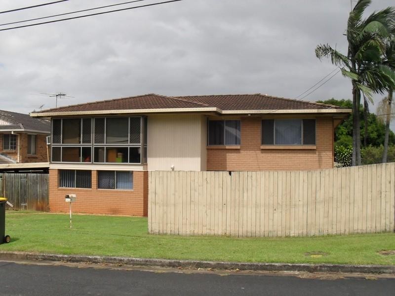 8 Kelda Street, Robertson QLD 4109