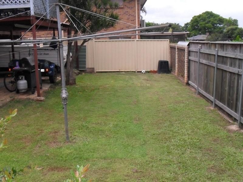 8 Kelda Street, Robertson QLD 4109