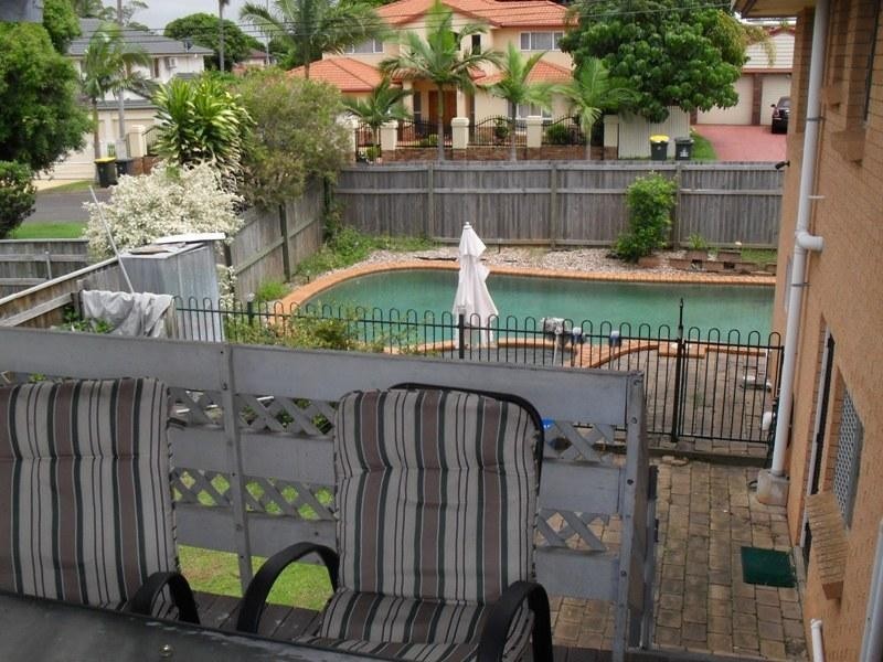 8 Kelda Street, Robertson QLD 4109