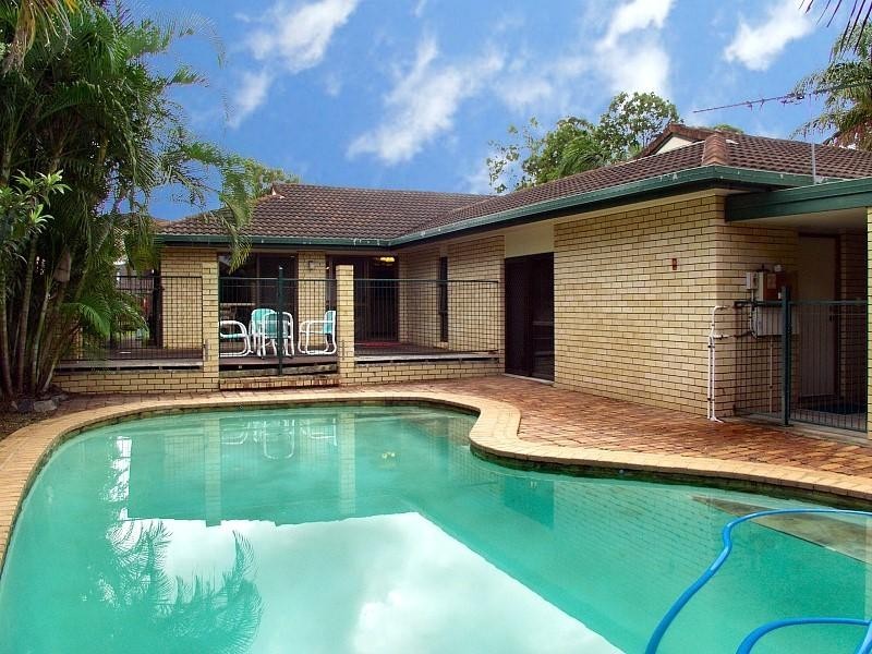408 Warrigal Road, Eight Mile Plains QLD 4113