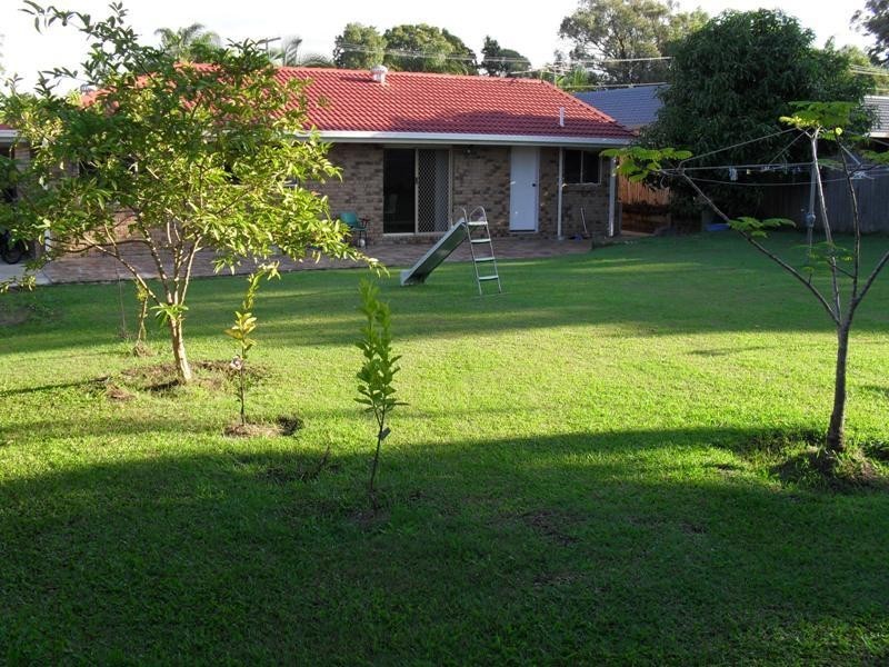 15 Brett Avenue, Browns Plains QLD 4118