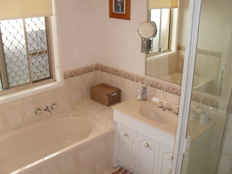 7 Robinson Crescent, Runcorn QLD 4113