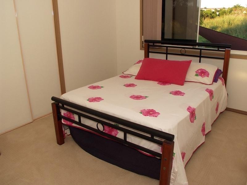 10 Jacaranda Place, Eight Mile Plains QLD 4113