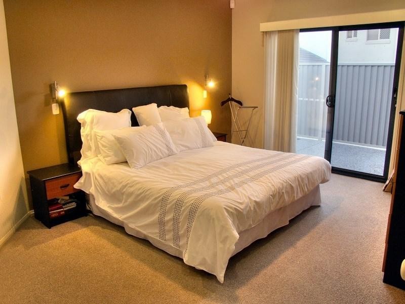 42 Manor Street, Eight Mile Plains QLD 4113