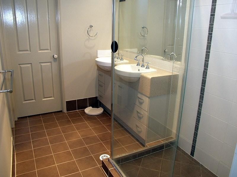 42 Manor Street, Eight Mile Plains QLD 4113