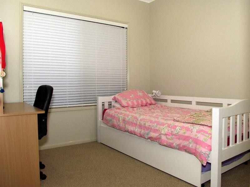 42 Manor Street, Eight Mile Plains QLD 4113