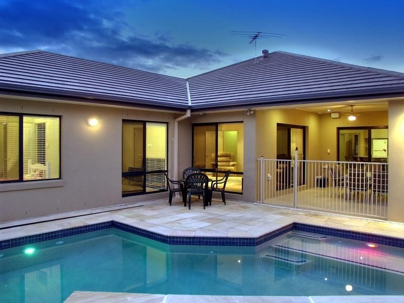 42 Manor Street, Eight Mile Plains QLD 4113