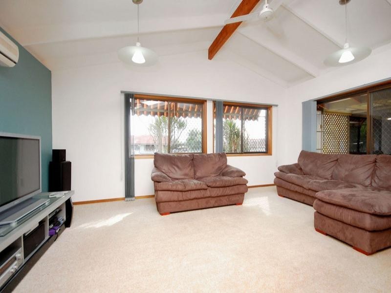 4 Flindosy Street, Algester QLD 4115