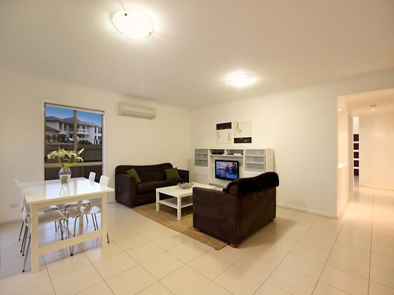 5 Caribbea Street, Kuraby QLD 4112