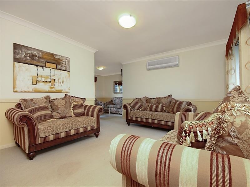 16 Gymea Place, Kuraby QLD 4112