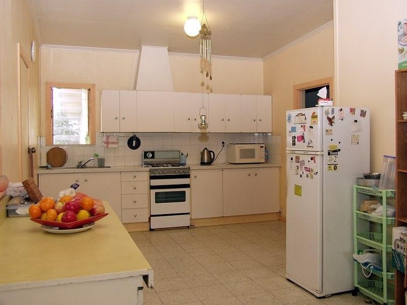 98 Warrigal Road, Runcorn QLD 4113