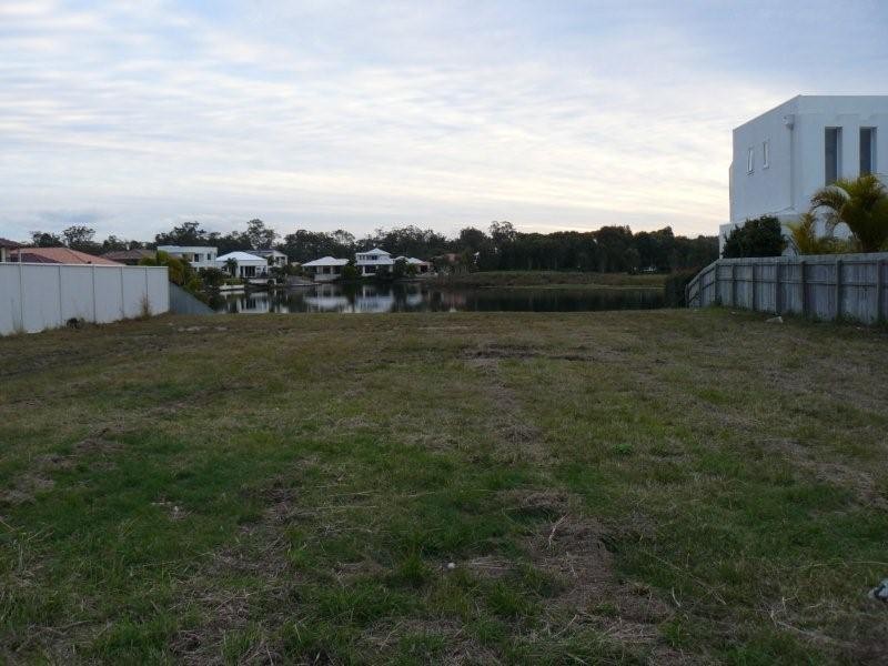 9 Francis Court, Pelican Waters QLD 4551