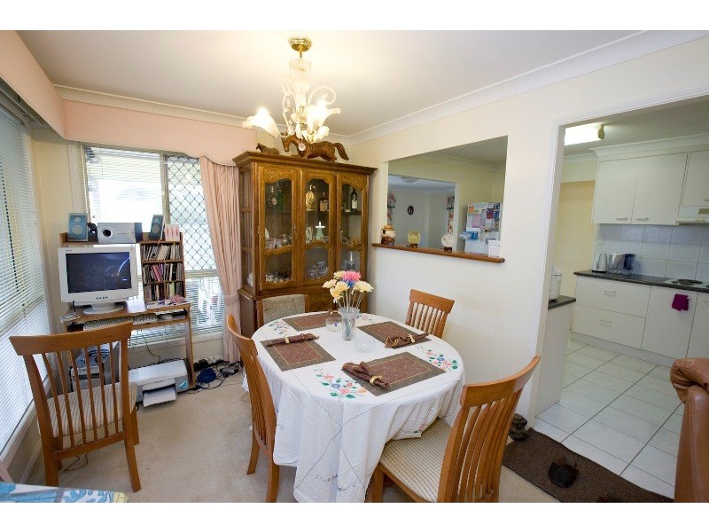 10 Stuart Place, Eight Mile Plains QLD 4113