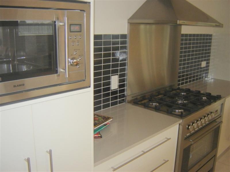 16 Beechwood Close, Stretton QLD 4116