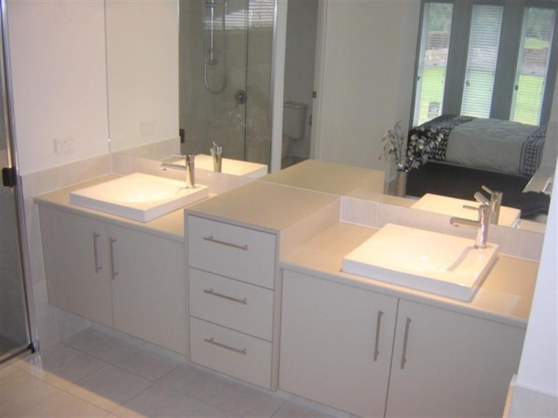 16 Beechwood Close, Stretton QLD 4116