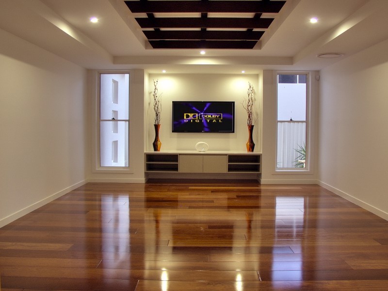 16 Langford Street, Eight Mile Plains QLD 4113