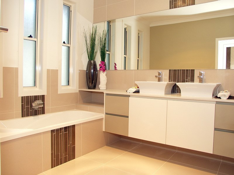 16 Langford Street, Eight Mile Plains QLD 4113