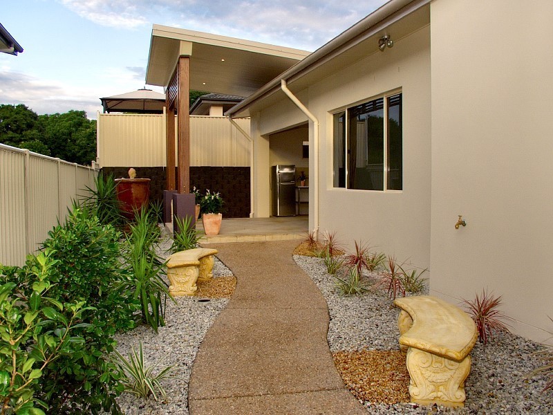 16 Langford Street, Eight Mile Plains QLD 4113