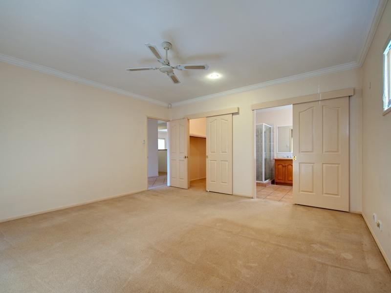 19 Wisteria Place, Mackenzie QLD 4156