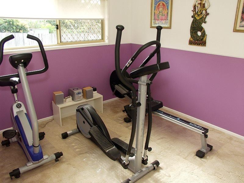 8 Pickford Street, Runcorn QLD 4113