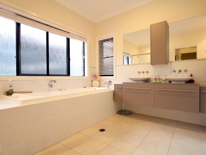 28 Bush Pea Place, Kuraby QLD 4112