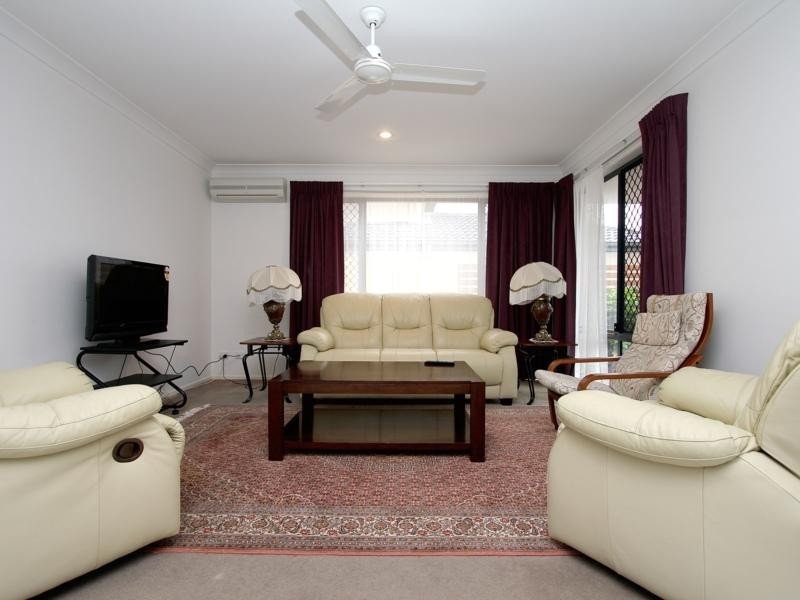 19 Watheroo Place, Parkinson QLD 4115