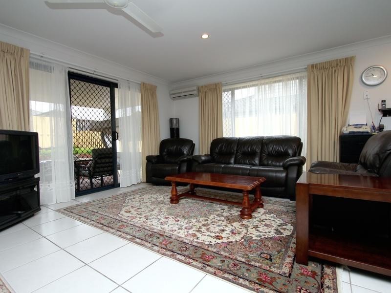 19 Watheroo Place, Parkinson QLD 4115