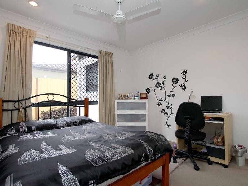 19 Watheroo Place, Parkinson QLD 4115