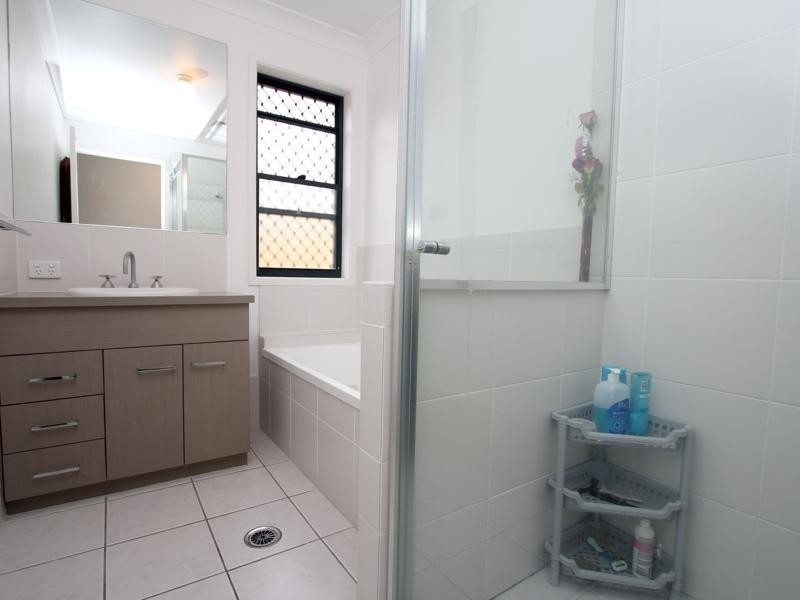 19 Watheroo Place, Parkinson QLD 4115