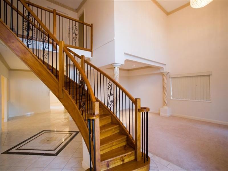 50 The Parkway, Stretton QLD 4116