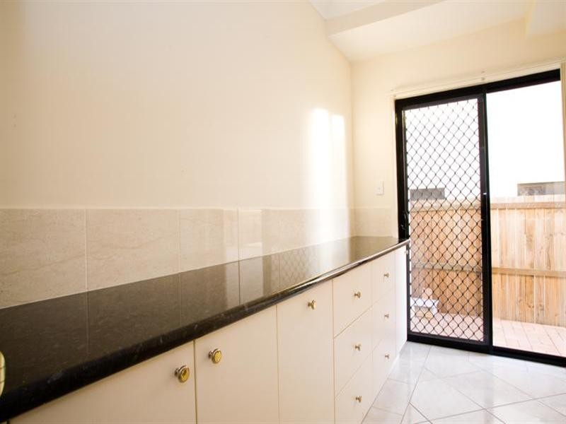 50 The Parkway, Stretton QLD 4116