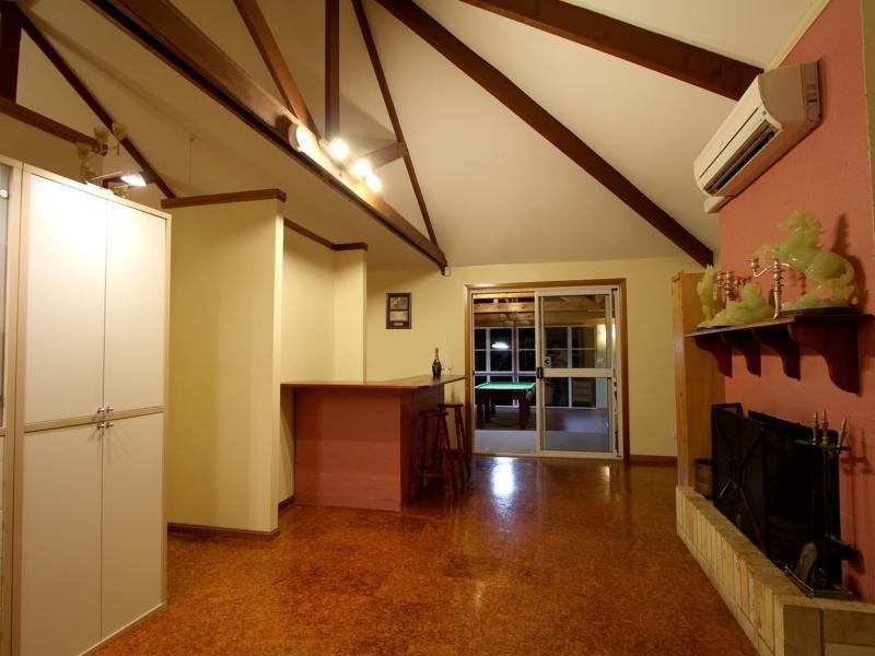 14 Gwandalan Street, Eight Mile Plains QLD 4113