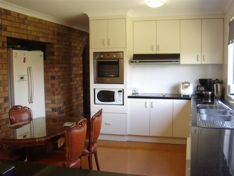 26 Arkose Street, Eight Mile Plains QLD 4113