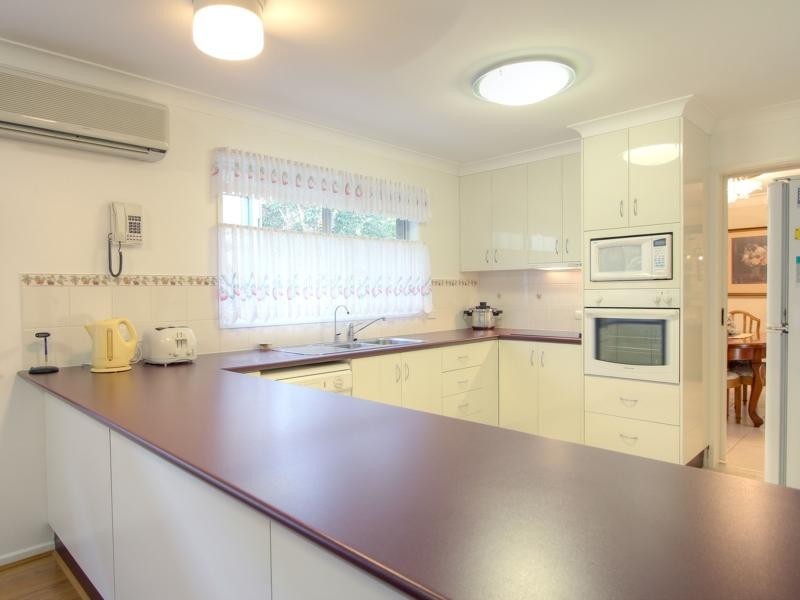 33 Arkose Street, Eight Mile Plains QLD 4113