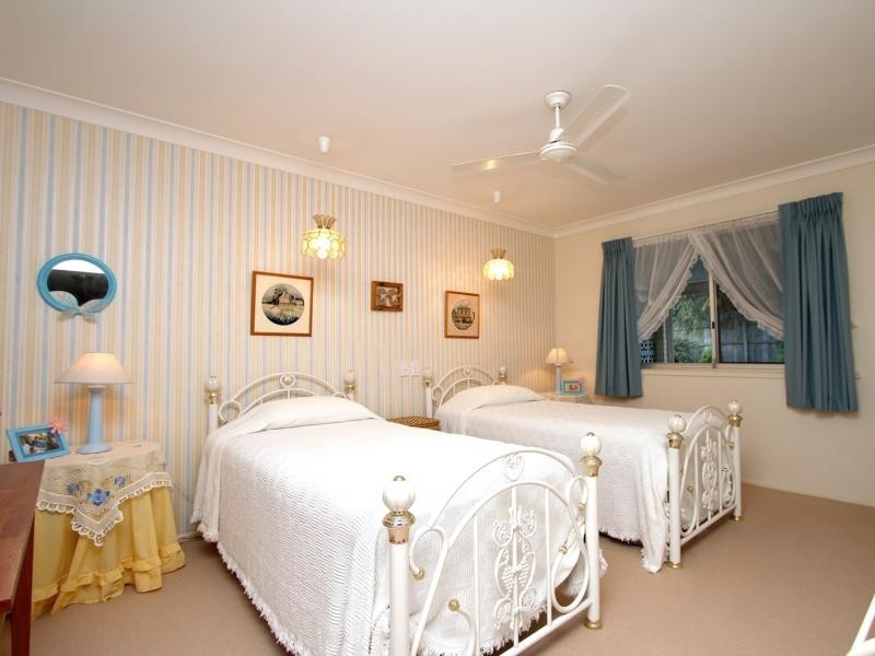 33 Arkose Street, Eight Mile Plains QLD 4113