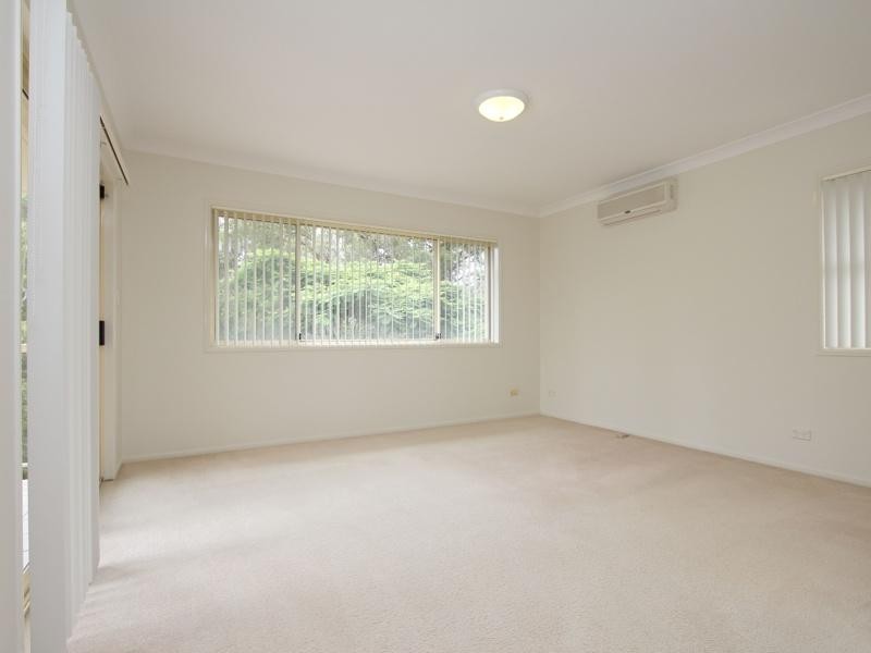 32 Poinciana Crescent, Stretton QLD 4116