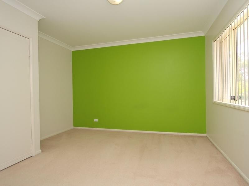 32 Poinciana Crescent, Stretton QLD 4116