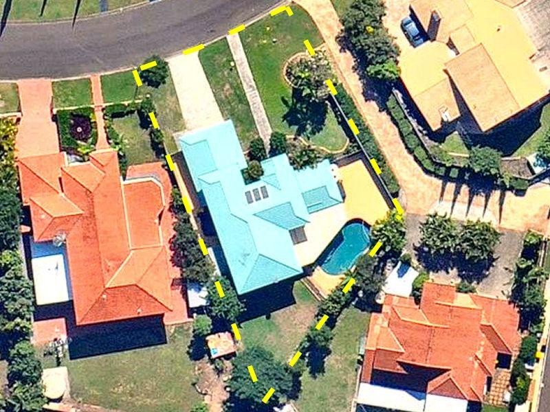 32 Poinciana Crescent, Stretton QLD 4116