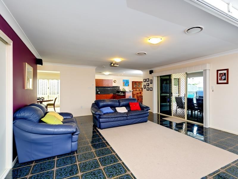 42 Leelaben Place, Eight Mile Plains QLD 4113