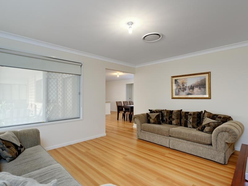 11 Olsen Close, Kuraby QLD 4112