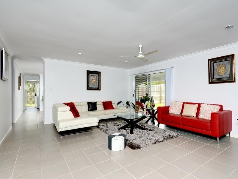 30 Gemview Street, Calamvale QLD 4116