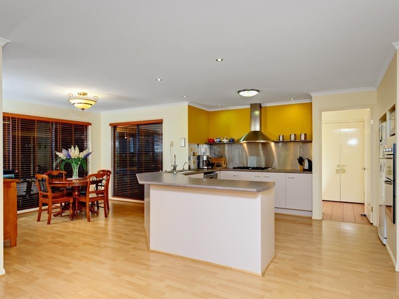24 The Concourse, Underwood QLD 4119